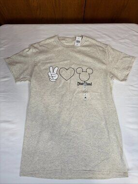 NWT Disney I Love Mickey Disneyland T-Shirt Women's S Gray